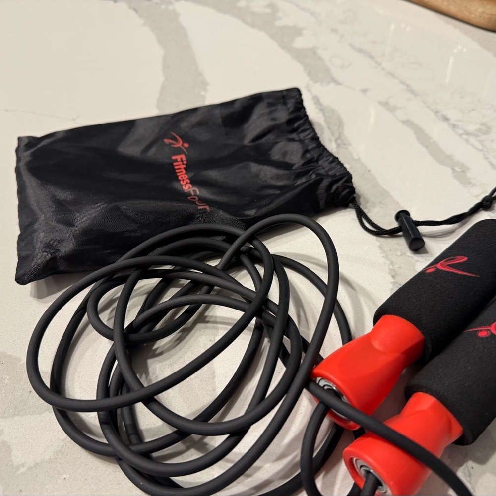 Finesse Black and Red Jump Rope Set